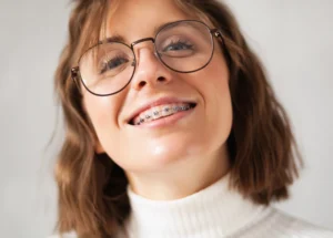 Traitement d'orthodontie multibagues